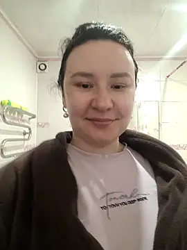 Snapshot of AlexaLexie chatting on November 4, 2025, 11:36 am AlexaLexie online show from November 4, 2025, 11:36 am