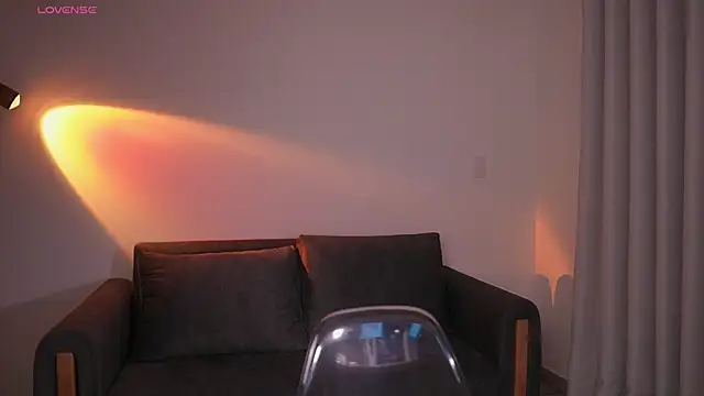 GigiLee  online show from March 28, 2026, 2:01 am