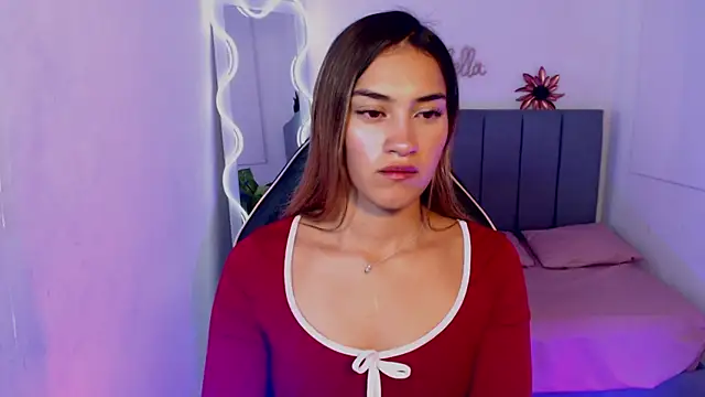 Jenner tay online show from May 20, 2026, 3:25 am