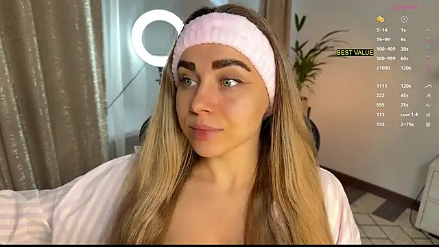 Snapshot of hotexclusive_ chatting on September 29, 2025, 3:24 am hotexclusive online show from September 29, 2025, 3:24 am