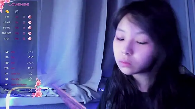 Snapshot of maydaykimmy chatting on December 6, 2024, 8:12 pm maydaykimmy online show from December 6, 2024, 8:12 pm