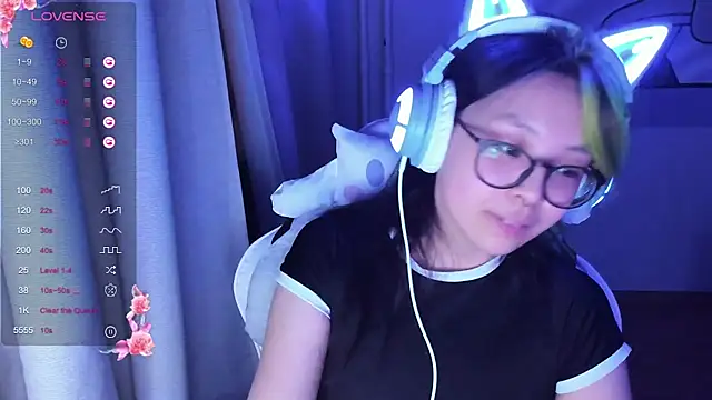 Snapshot of maydaykimmy chatting on January 16, 2025, 2:51 am maydaykimmy online show from January 16, 2025, 2:51 am