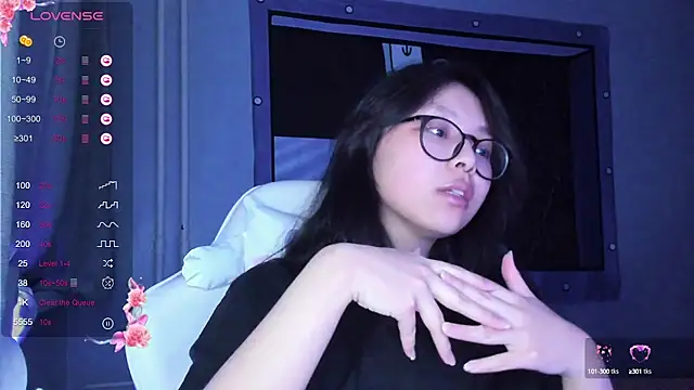 Snapshot of maydaykimmy chatting on December 30, 2024, 8:25 pm maydaykimmy online show from December 30, 2024, 8:25 pm