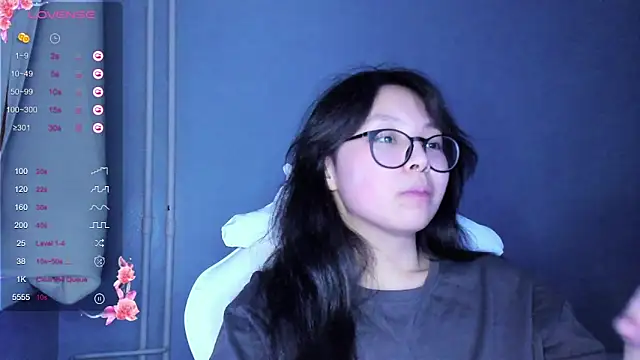 Snapshot of maydaykimmy chatting on December 18, 2024, 2:42 am maydaykimmy online show from December 18, 2024, 2:42 am