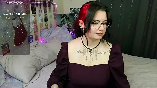 Snapshot of ss-katekisa-ss chatting on February 22, 2025, 10:29 am ss-katekisa-ss online show from February 22, 2025, 10:29 am