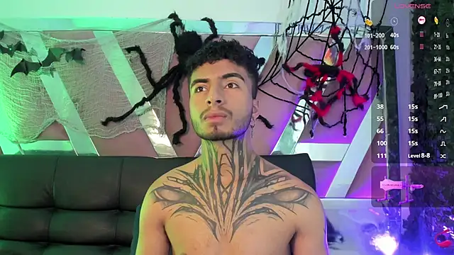 JuanCamiilo 66 online show from October 4, 2025, 10:33 pm