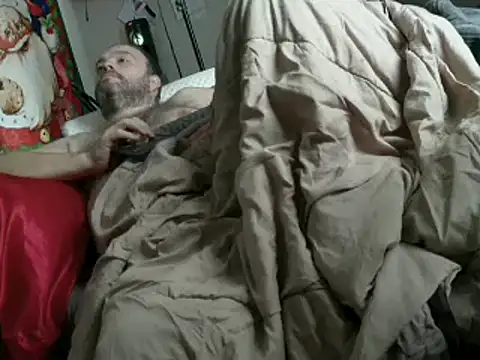 Snapshot of caressonnous chatting on December 20, 2024, 5:08 pm caressonnous online show from December 20, 2024, 5:08 pm