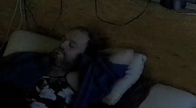 Snapshot of caressonnous chatting on March 5, 2025, 9:37 pm caressonnous online show from March 5, 2025, 9:37 pm