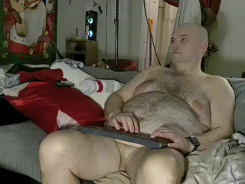 Snapshot of caressonnous chatting on December 22, 2024, 8:36 pm caressonnous online show from December 22, 2024, 8:36 pm