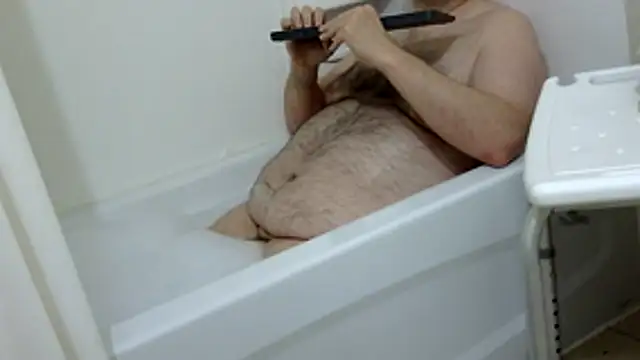 Snapshot of caressonnous chatting on November 18, 2025, 6:11 pm caressonnous online show from November 18, 2025, 6:11 pm