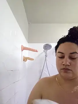 Snapshot of honeeyyy_pot chatting on February 21, 2026, 6:59 am honeeyyy pot online show from February 21, 2026, 6:59 am