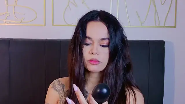 summer holiday online show from April 20, 2026, 6:05 am