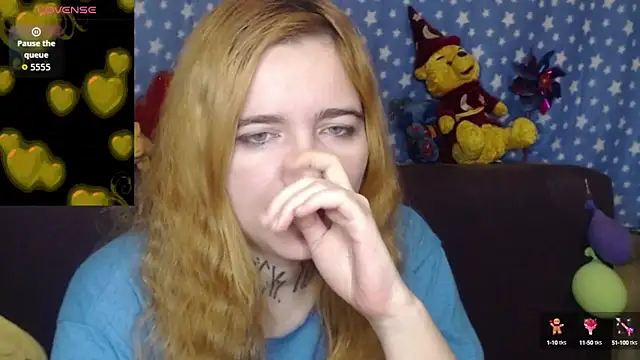 Snapshot of Yours_good_mood chatting on October 6, 2025, 12:56 am Yours good mood online show from October 6, 2025, 12:56 am