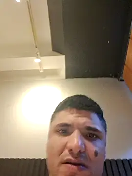 Snapshot of carsten_yazan chatting on March 20, 2025, 4:53 pm carsten yazan online show from March 20, 2025, 4:53 pm