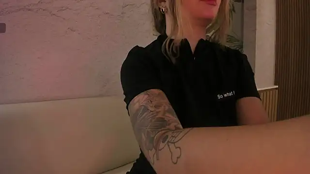 Arianavillada online show from November 9, 2025, 3:10 am