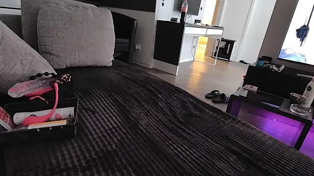 Snapshot of Hot_ToyBoy6974 chatting on March 14, 2025, 6:53 am Hot ToyBoy6974 online show from March 14, 2025, 6:53 am