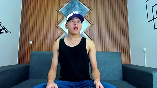 liam genner  online show from March 3, 2025, 7:28 pm