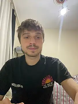 oguuxum online show from April 8, 2026, 7:48 pm