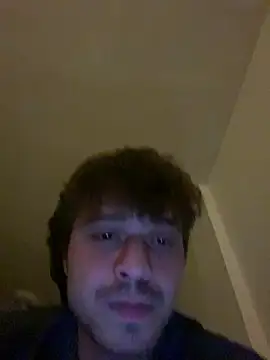 oguuxum online show from April 12, 2026, 9:29 pm