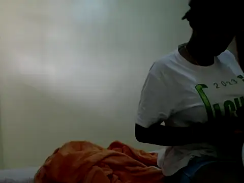 Snapshot of queen-sasha chatting on October 5, 2025, 7:54 am queen-sasha online show from October 5, 2025, 7:54 am