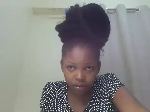 Snapshot of queen-sasha chatting on November 15, 2025, 4:44 pm queen-sasha online show from November 15, 2025, 4:44 pm