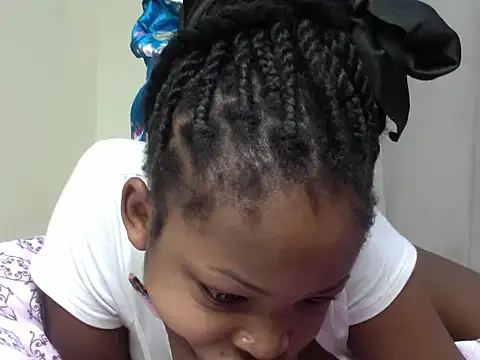 Snapshot of queen-sasha chatting on November 7, 2025, 6:51 am queen-sasha online show from November 7, 2025, 6:51 am