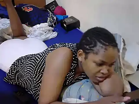 Snapshot of queen-sasha chatting on September 29, 2025, 8:03 pm queen-sasha online show from September 29, 2025, 8:03 pm