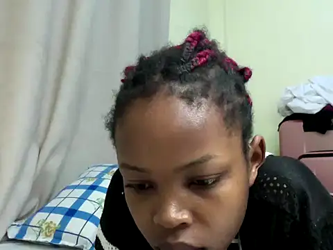 Snapshot of queen-sasha chatting on April 29, 2026, 10:19 am queen-sasha online show from April 29, 2026, 10:19 am