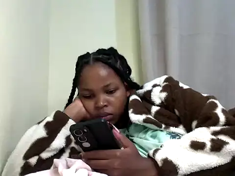 Snapshot of queen-sasha chatting on October 16, 2025, 7:05 am queen-sasha online show from October 16, 2025, 7:05 am