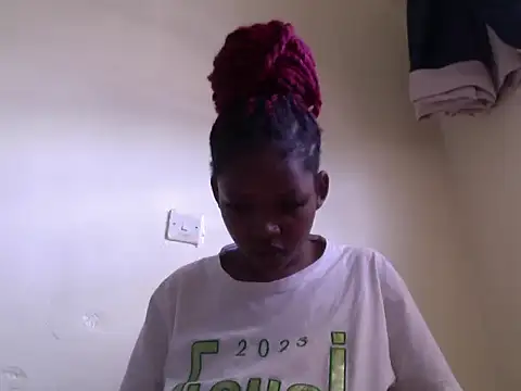 queen-sasha online show from April 22, 2026, 9:05 am