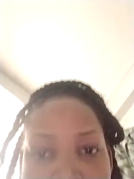 Snapshot of queen-sasha chatting on November 9, 2025, 9:02 am queen-sasha online show from November 9, 2025, 9:02 am