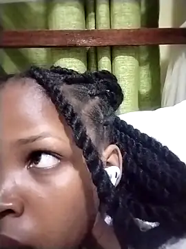 Snapshot of queen-sasha chatting on October 19, 2025, 6:54 pm queen-sasha online show from October 19, 2025, 6:54 pm