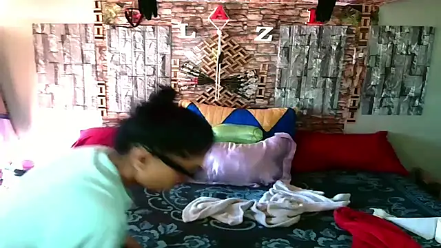 Snapshot of Indian_Blaze00 chatting on November 19, 2025, 6:24 am Indian Blaze00 online show from November 19, 2025, 6:24 am