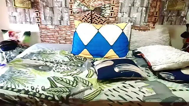 Snapshot of Indian_Blaze00 chatting on November 6, 2025, 5:55 am Indian Blaze00 online show from November 6, 2025, 5:55 am