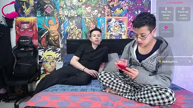 Snapshot of savagesboys chatting on September 28, 2025, 11:01 pm savagesboys online show from September 28, 2025, 11:01 pm