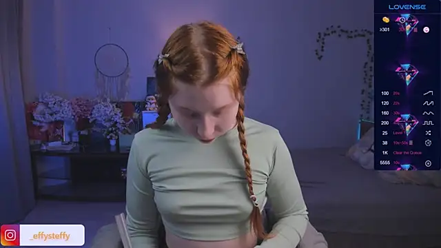 CallMeEffy1 online show from November 6, 2025, 7:29 pm