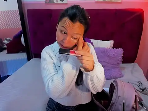 candysmitxxx online show from April 11, 2026, 2:41 am