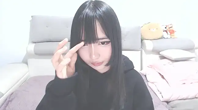 Snapshot of your_angela chatting on February 9, 2025, 1:14 pm your angela online show from February 9, 2025, 1:14 pm