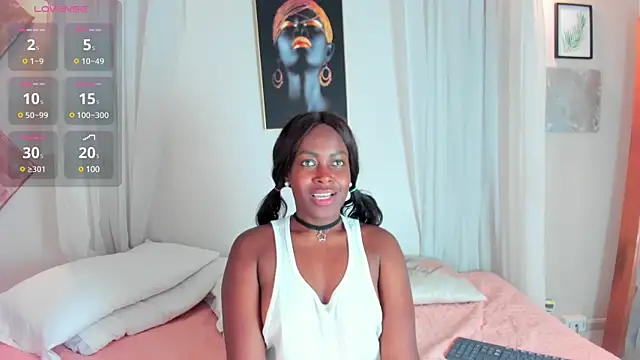 Snapshot of Kenia_Montez chatting on February 5, 2025, 8:32 am Kenia Montez online show from February 5, 2025, 8:32 am