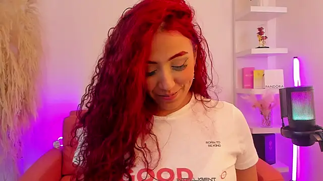 Snapshot of veronicaxx69 chatting on December 17, 2025, 8:03 pm veronicaxx69 online show from December 17, 2025, 8:03 pm