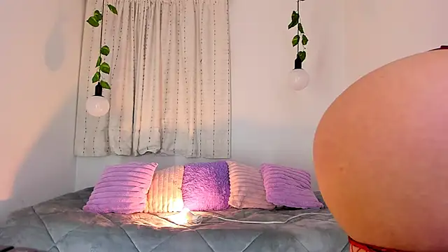 Snapshot of veronicaxx69 chatting on January 23, 2025, 3:37 am veronicaxx69 online show from January 23, 2025, 3:37 am