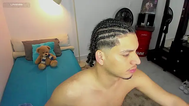 Curlblue online show from October 4, 2025, 4:14 am