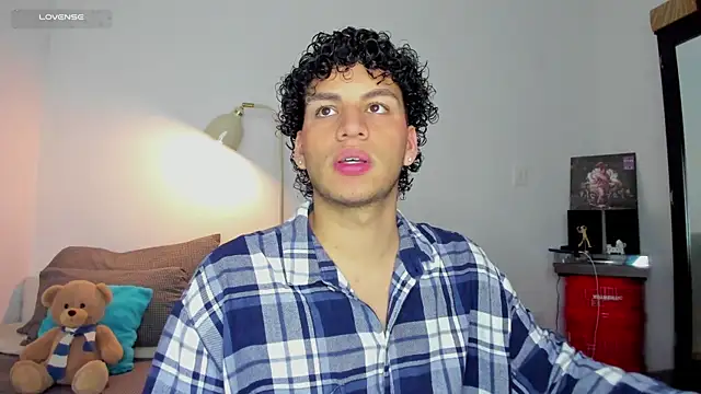 Curlblue online show from October 16, 2025, 3:26 am