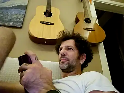 Snapshot of barney_tr chatting on September 26, 2025, 6:26 pm barney tr online show from September 26, 2025, 6:26 pm