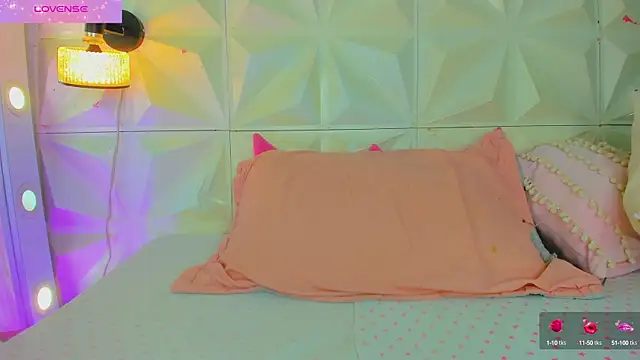 cute latinaxxx online show from September 13, 2025, 1:16 am