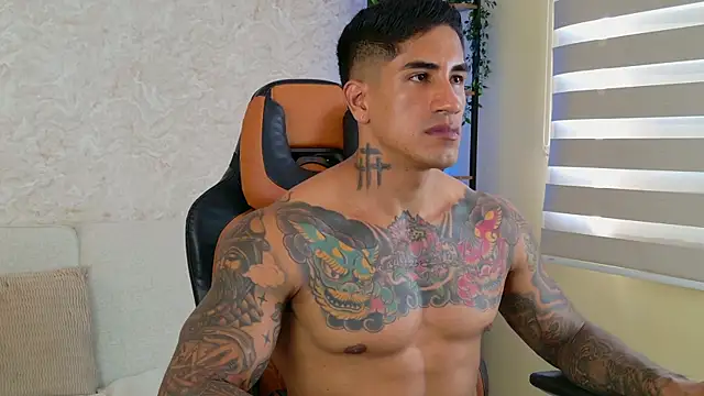 Snapshot of AdanReilly chatting on February 1, 2025, 6:51 pm AdanReilly online show from February 1, 2025, 6:51 pm