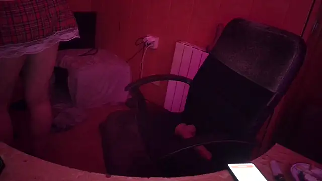 Snapshot of Lia_Y_PatrickX chatting on February 22, 2025, 10:09 pm Lia Y PatrickX online show from February 22, 2025, 10:09 pm