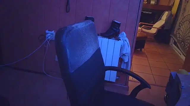 Snapshot of Lia_Y_PatrickX chatting on March 8, 2025, 10:02 pm Lia Y PatrickX online show from March 8, 2025, 10:02 pm