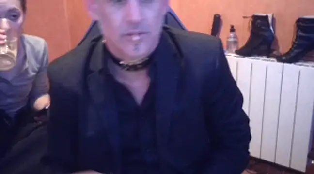 Snapshot of Lia_Y_PatrickX chatting on March 16, 2025, 7:17 pm Lia Y PatrickX online show from March 16, 2025, 7:17 pm