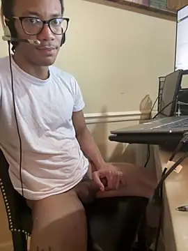 Snapshot of PlaywithSnM chatting on March 9, 2026, 3:15 pm PlaywithSnM online show from March 9, 2026, 3:15 pm